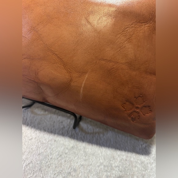 Patricia Nash Cassini Leather Wristlet - Picture 5 of 7